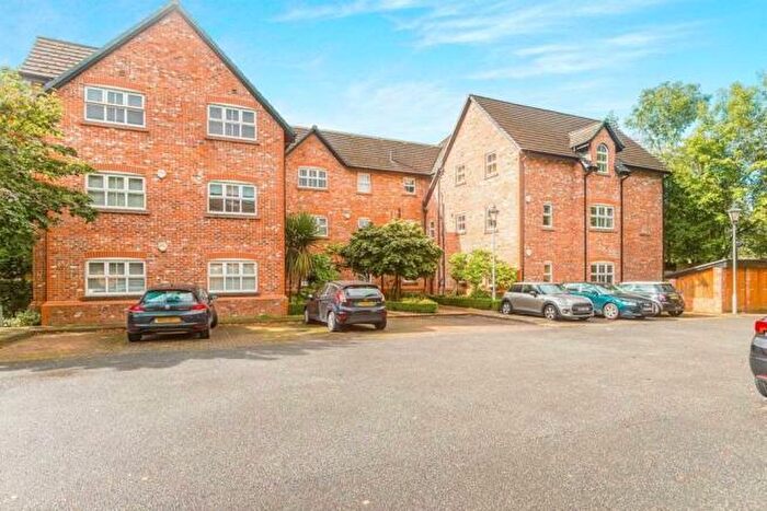 2 Bedroom Apartment To Rent In Swallow Court, Wilmslow, Cheshire, SK9