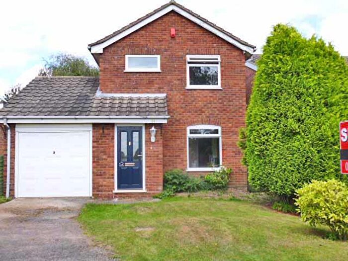 3 Bedroom Detached House To Rent In Sycamore, Wilnecote, Tamworth, B77