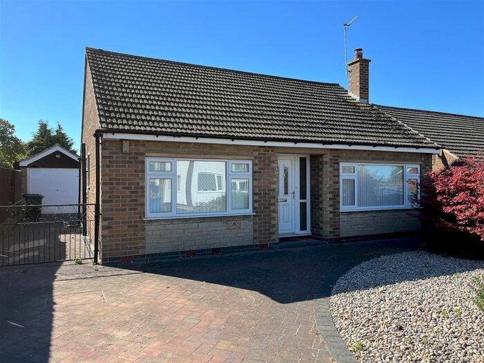 3 Bedroom Detached House To Rent In Walton Drive, Keyworth, Nottingham, NG12