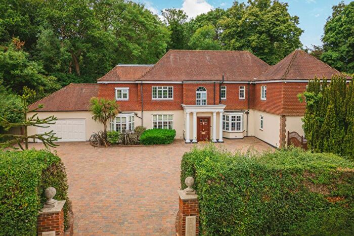 5 Bedroom Detached House For Sale In Wilderness Road, Chislehurst, BR7