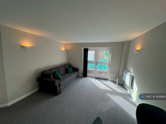1 Bedroom Flat To Rent In Venice Court, Manchester, M1