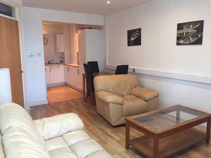 Studio To Rent In Castle Buildings, SA1