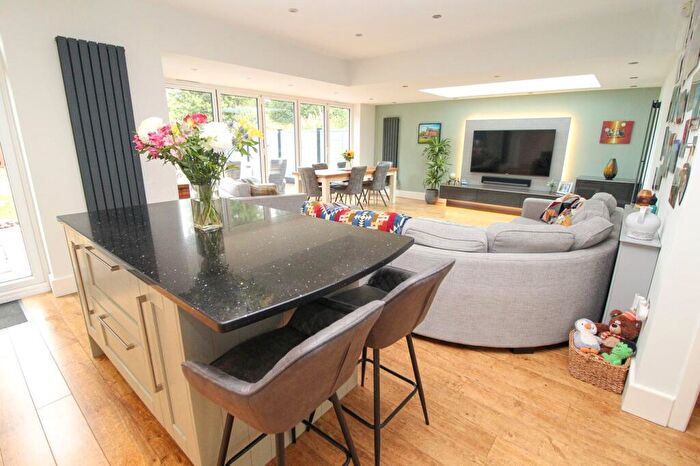 4 Bedroom Detached House For Sale In The Grove, Bournemouth, BH9