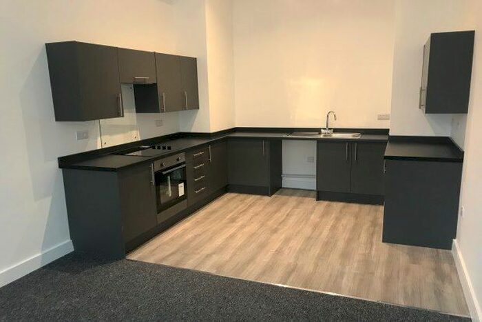 1 Bedroom Flat To Rent In Newton Road, Yeovil, BA20