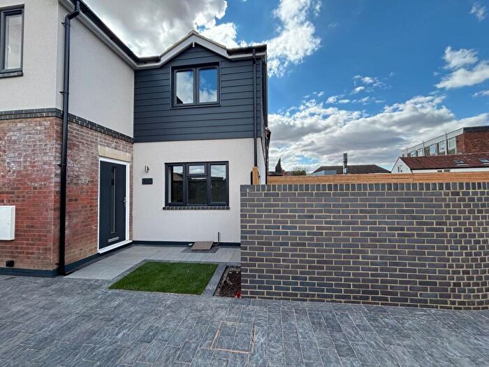 2 Bedroom Semi Detached House To Rent In Back Street, Biggleswade, SG18