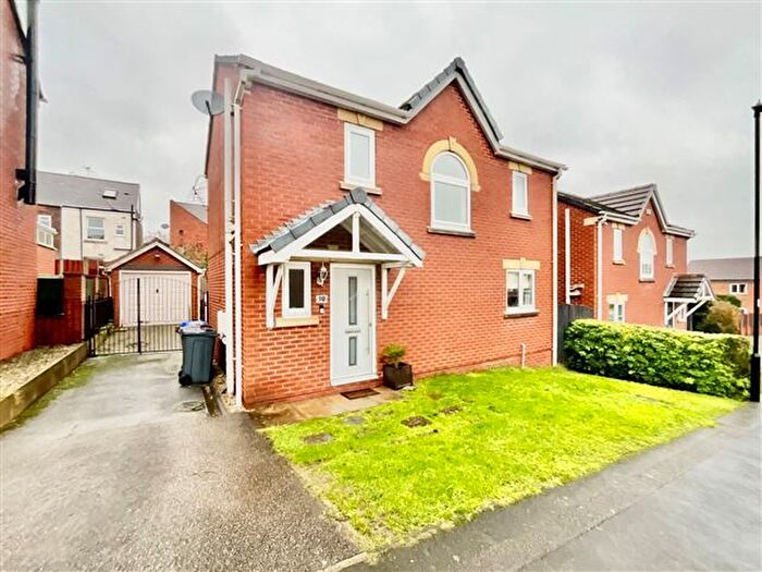 3 Bedroom Detached House For Sale In Kirkstead Gardens, Sheffield, S13
