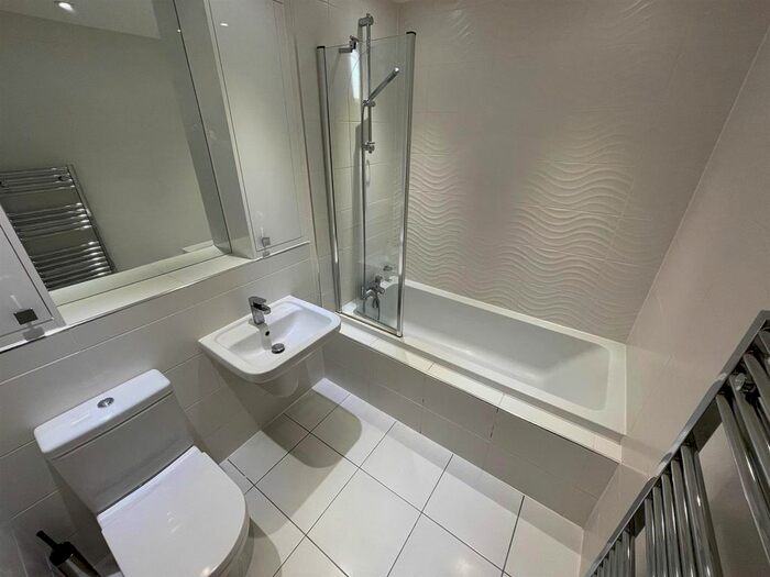 1 Bedroom Flat To Rent In The Manor House, Atkinson Way, Beverley, HU17