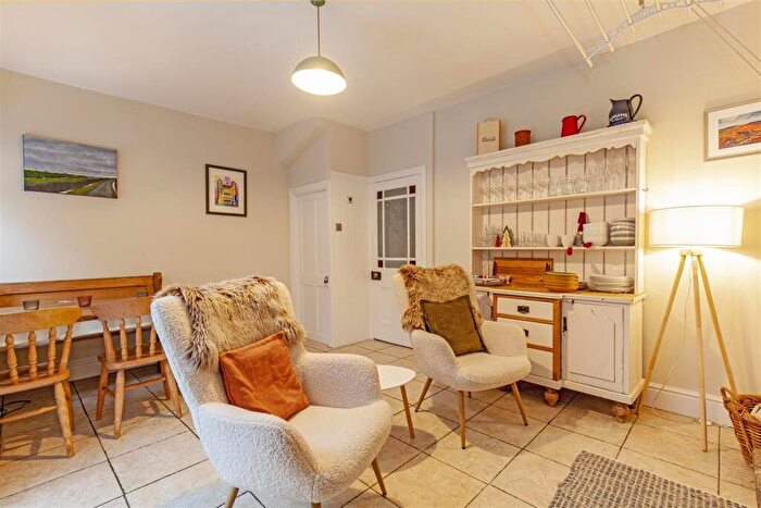 3 Bedroom Terraced House For Sale In Queen Street, Tideswell, Buxton, SK17