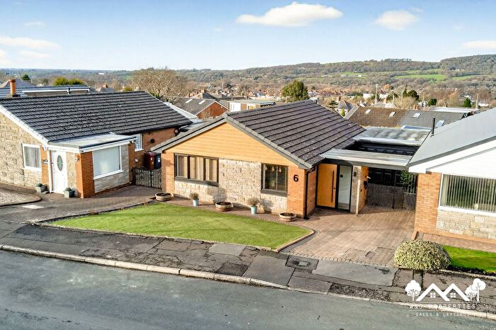 2 Bedroom Bungalow For Sale In Woodside Grove, Blackburn, BB2