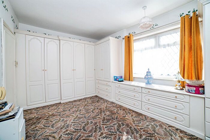 2 Bedroom Terraced House For Sale In Main Road, Pye Bridge, Alfreton, DE55