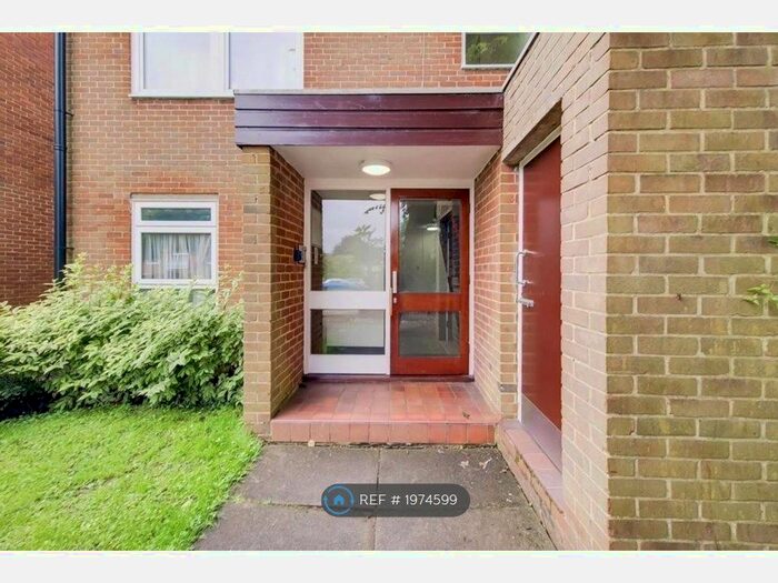 1 Bedroom Flat To Rent In Tidenham Gardens, Croydon, CR0
