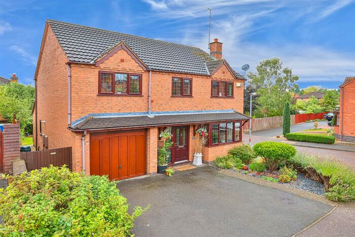 4 Bedroom Detached House For Sale In Dempsey Drive, Rothwell, Kettering, NN14