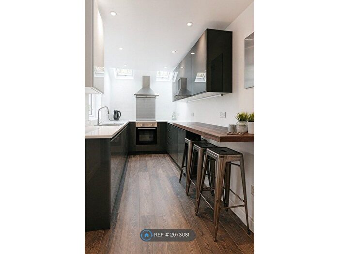4 Bedroom Semi Detached House To Rent In Caernarfon Road, Bangor, LL57