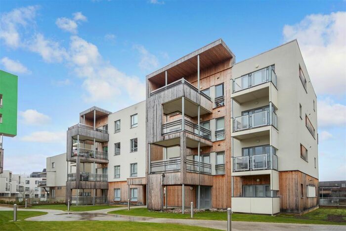 2 Bedroom Flat To Rent In Glenalmond Avenue, Cambridge, CB2