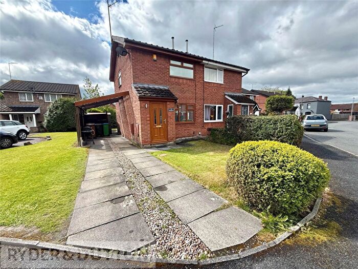 2 Bedroom Semi Detached House To Rent In Booth Bridge Close, Middleton, Manchester, Greater Manchester, M24
