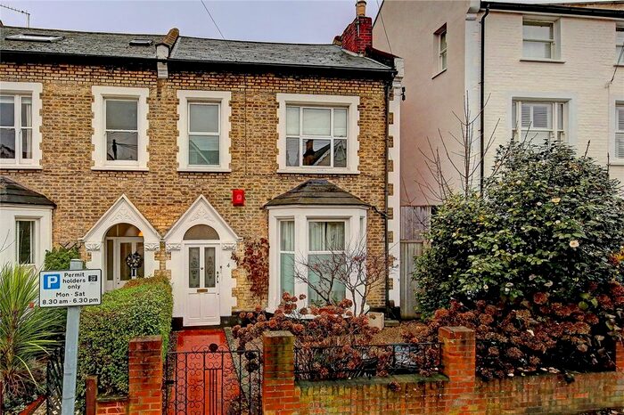 2 Bedroom Flat To Rent In Parkwood Road, Wimbledon, SW19
