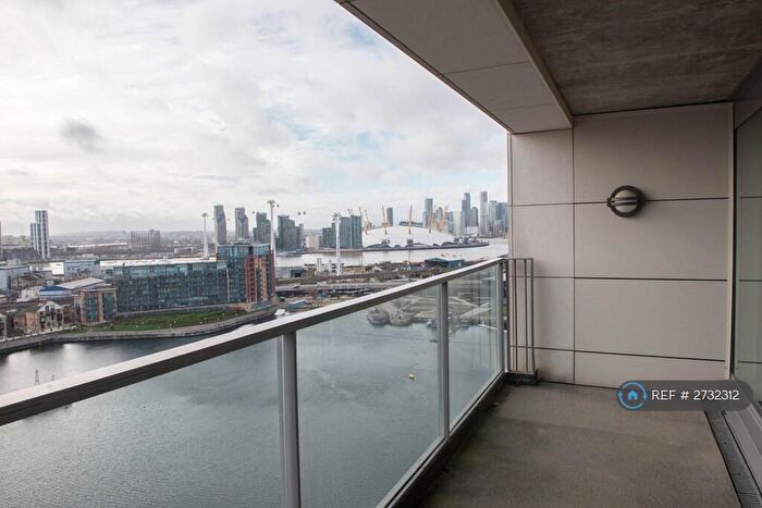 2 Bedroom Flat To Rent In Western Gateway, London, E16