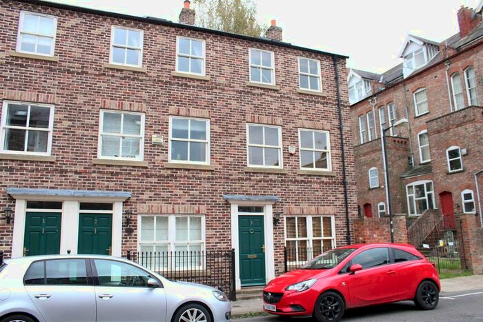 3 Bedroom Property To Rent In Millennium Bridge Terrace, York, YO10