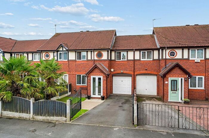 3 Bedroom Terraced House For Sale In Townsend Road, Swinton, M27