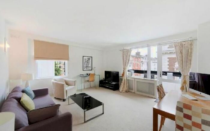 2 Bedroom Flat To Rent In Weymouth Street, Marylebone, London, W1W