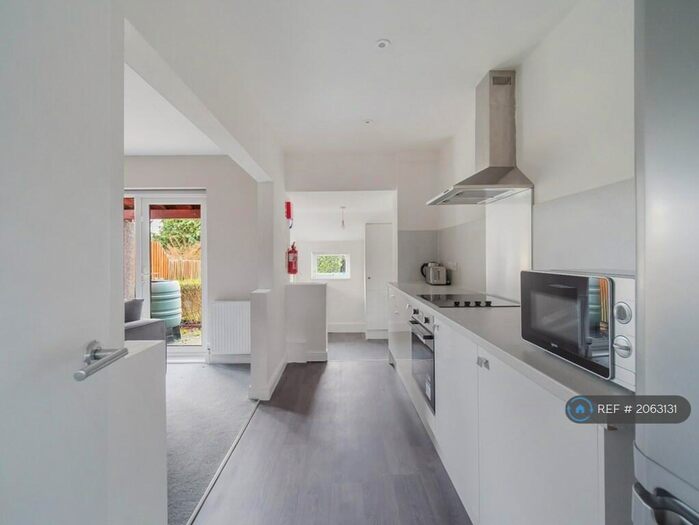 4 Bedroom Terraced House To Rent In Berry Lane, Bristol, BS7