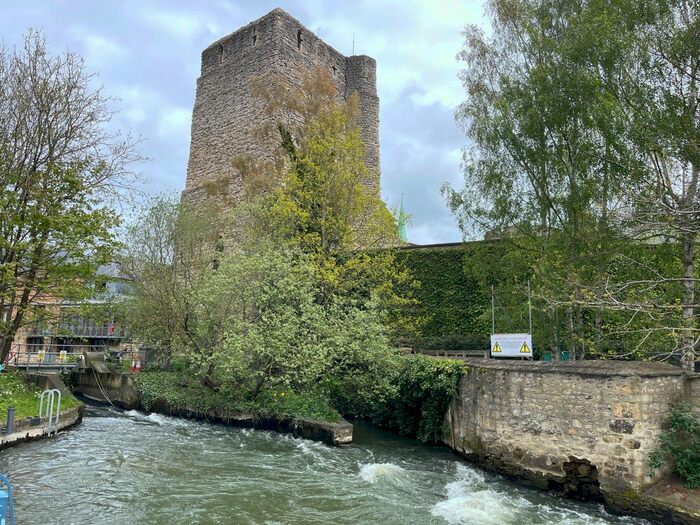 2 Bedroom Flat To Rent In Woodins Way, Oxford, OX1