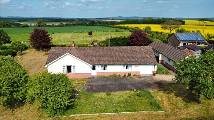 3 Bedroom Bungalow For Sale In Farnham, Blandford Forum, Dorset, DT11