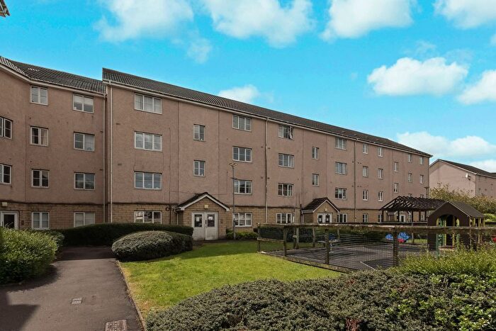 2 Bedroom Flat For Sale In /, West Street, Paisley, PA1