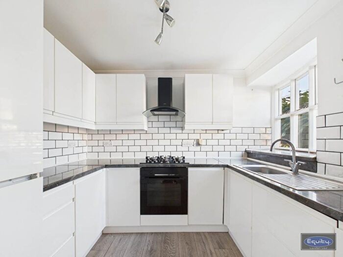 2 Bedroom Maisonette To Rent In Main Road, Crockenhill, Kent, BR8