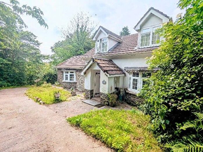 2 Bedroom Cottage For Sale In Holly Cottage, Llanarthney, Carmarthen, Carmarthenshire, SA32