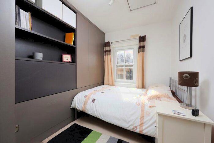 2 Bedroom Apartment For Sale In Tyndalls Park Road | Clifton, BS8