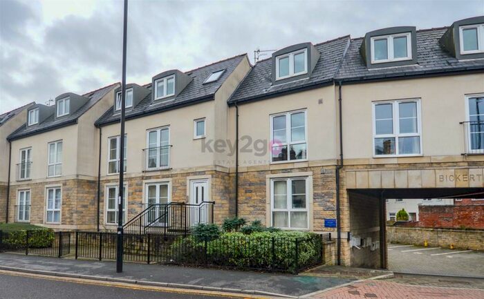 2 Bedroom Flat To Rent In Bickerton House, Leppings Lane, S6