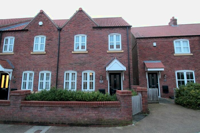 3 Bedroom End Of Terrace House To Rent In Attringham Park, Kingswood, Hull, HU7