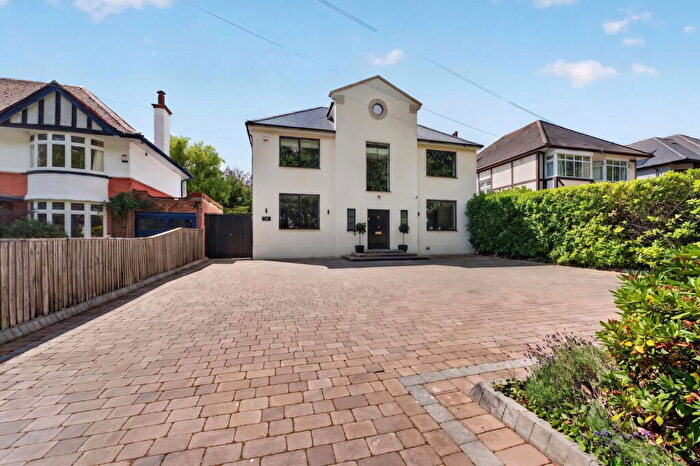 5 Bedroom Detached House To Rent In Carbery Avenue, Bournemouth, BH6