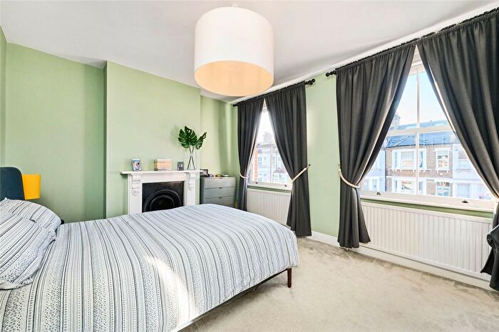 3 Bedroom Terraced House For Sale In Westcote Road, Furzedown, SW16