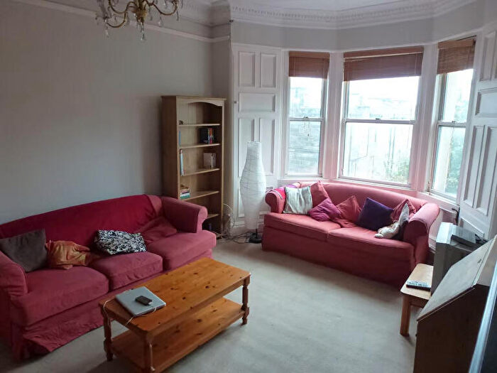 4 Bedroom Flat To Rent In T East Claremont Street, Edinburgh, EH7
