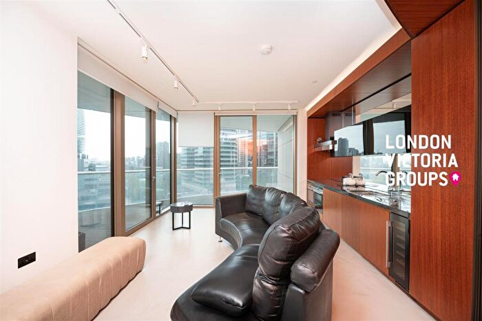 2 Bedroom Apartment To Rent In Park Drive, London, E14