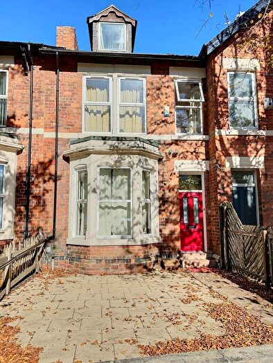 6 Bedroom Terraced House To Rent In Fern Avenue, Newcastle Upon Tyne, NE2