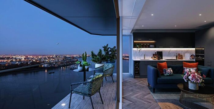 1 Bedroom Flat For Sale In Lombard Square, Greenwich, London, SE18