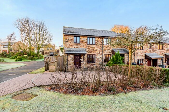 3 Bedroom End Of Terrace House For Sale In Crocadon Meadows, Halwell TQ9