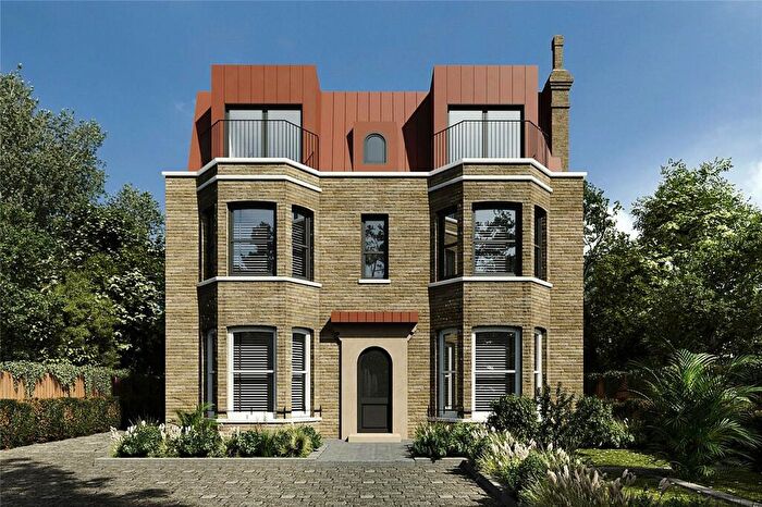 2 Bedroom Apartment For Sale In Station Road, New Barnet, EN5