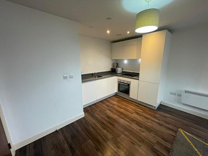 1 Bedroom Flat To Rent In Broad Street, Birmingham, West Midlands, B15