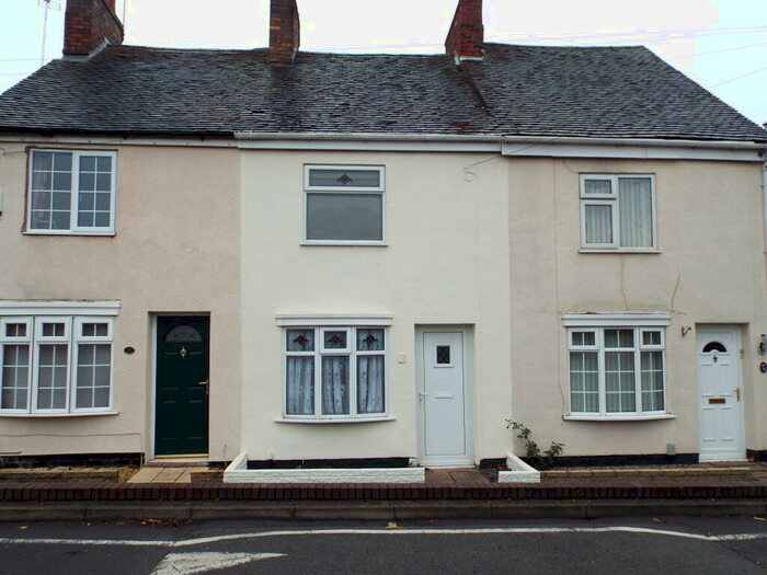 2 Bedroom House To Rent In Engine Lane, Glascote, B77