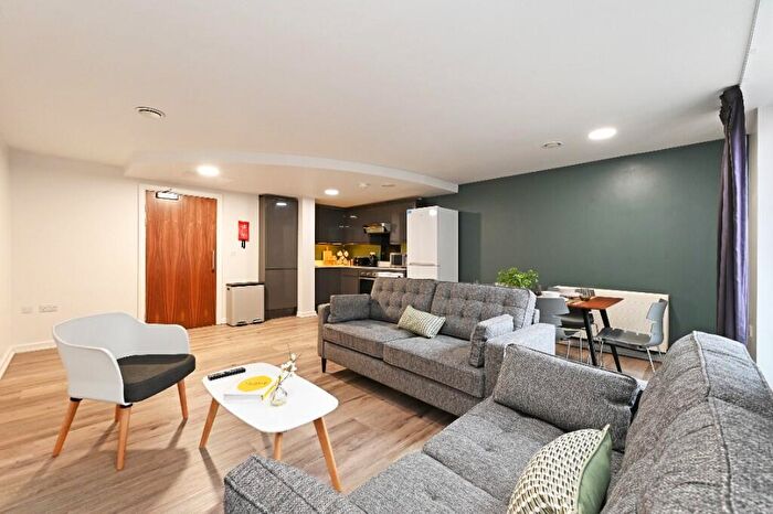 4 Bedroom Apartment To Rent In Arundel Street, Sheffield, S1