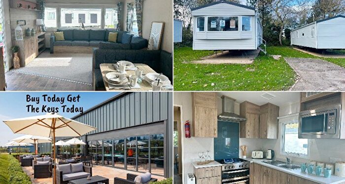 2 Bedroom Park Home For Sale In Coast Road Corton, Lowestoft, NR32