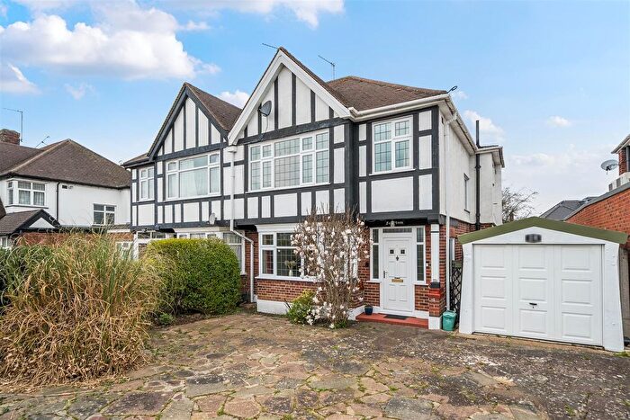 3 Bedroom Semi Detached House For Sale In Chantry Close, Harrow, HA3