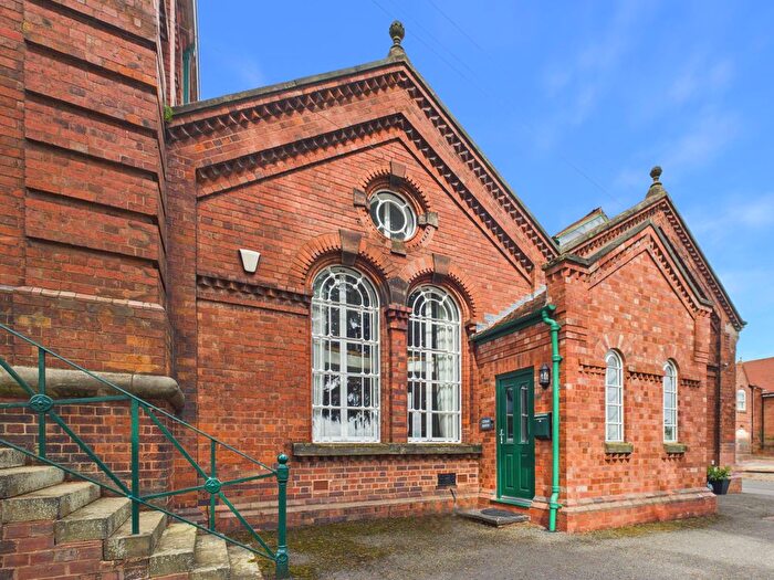 3 Bedroom Terraced House For Sale In Cedar House, Hopwas, Tamworth, B78