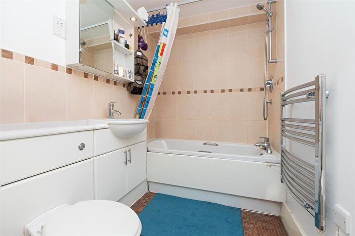 1 Bedroom Flat For Sale In Centro, Charles Street, BS1