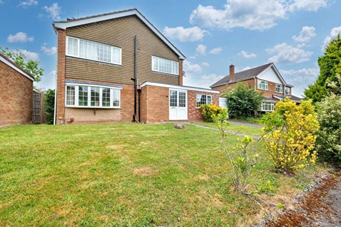 5 Bedroom Detached House For Sale In Highwaymans Croft, Coventry, CV4