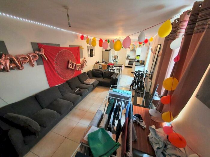 10 Bedroom House To Rent In Ruthin Gardens, Cathays, CF24